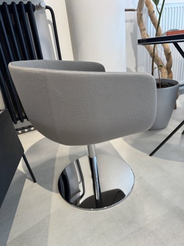 Profim křeslo NU 20R otočné