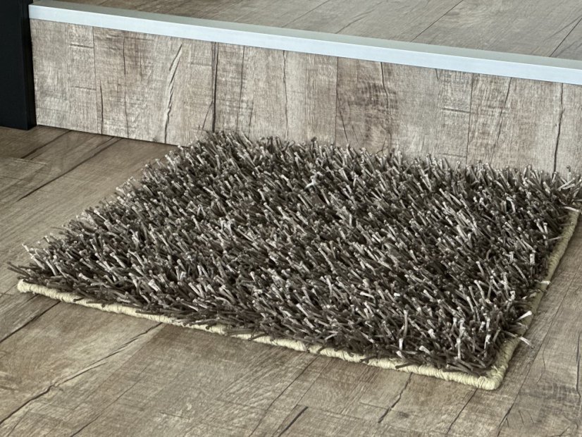 Ručně vyráběný kusový koberec SHAGGY MD 50 x 50 cm - Barva: Červená
