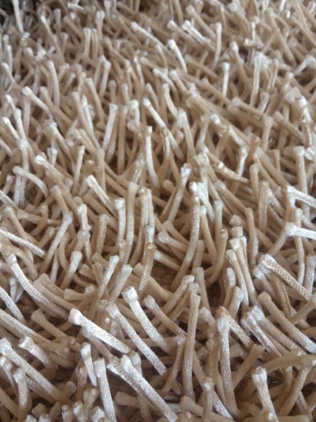 Ručně vyráběný kusový koberec SHAGGY MD 200 x 200 cm - Barva: Bílá