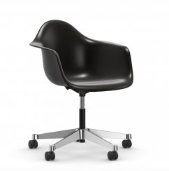 Vzorky Plastics RE Vitra Eames Chair