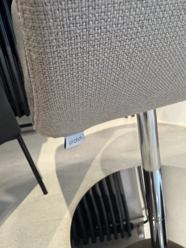 Profim křeslo NU 20R otočné