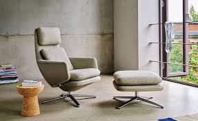 Vitra Grand Relax & Ottoman Citterio