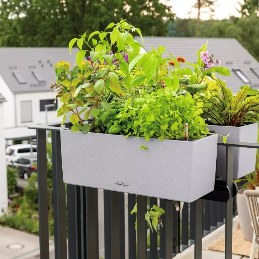 Samozavlažovací truhlík Lechuza BALCONERA STONE 40 grafitová kompletní set