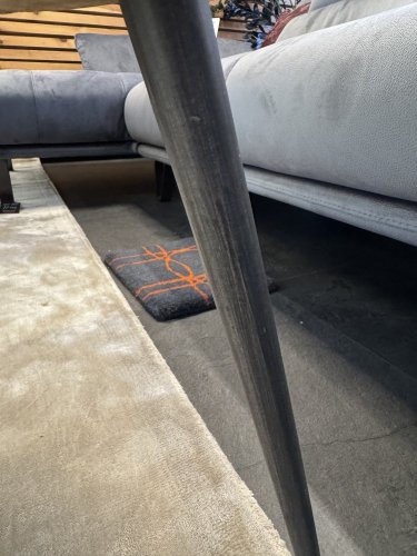 Konferenční stolek Finn