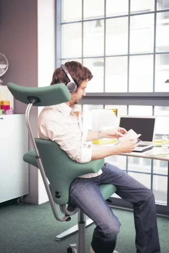 Ergonomická kancelářská židle CAPISCO 8107 - Provedení podnože Capisco 8107- bez příplatku: blush rose podnož CAPISCO 8107