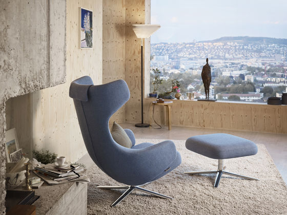 Vitra Grand Repos & Ottoman Citterio