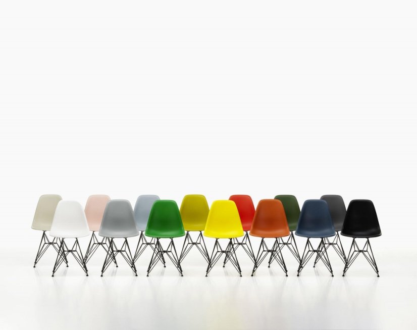 Vitra Eames Plastic Side Chair DSR různé barvy - Eames Plastic Side Chair DSR colors: red